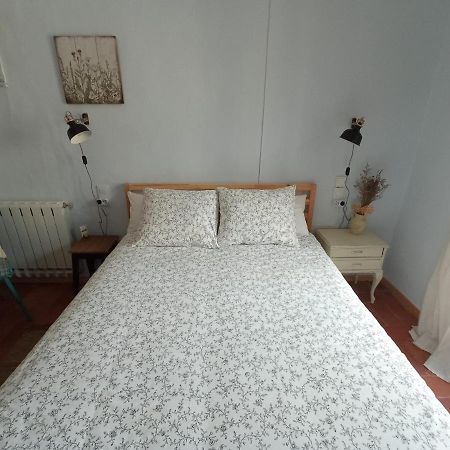 Les Magranes Bed & Breakfast Argelaguer Eksteriør billede