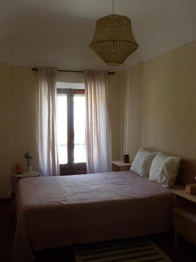 Les Magranes Bed & Breakfast Argelaguer Eksteriør billede
